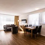 Haus Camillo 公寓 萨斯费