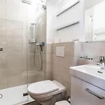 Haus Camillo 公寓 萨斯费