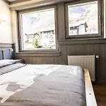 Haus Camillo 萨斯费