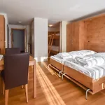 公寓 Haus Camillo 萨斯费