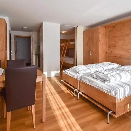 Апартаменты Haus Camillo Зас-Фе